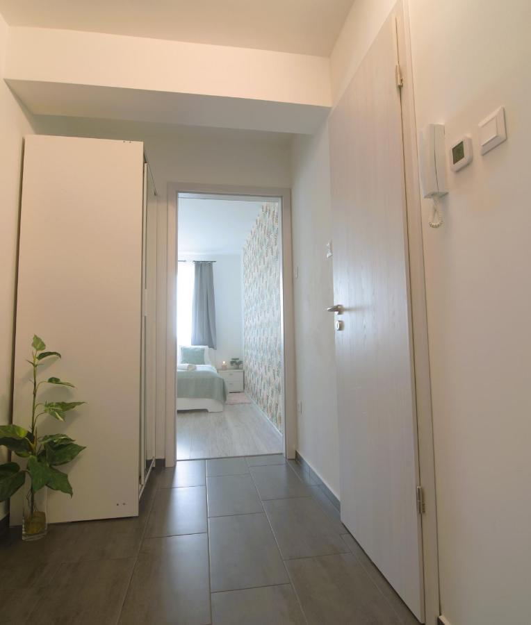 Tisza River Apartman Szeged Eksteriør billede