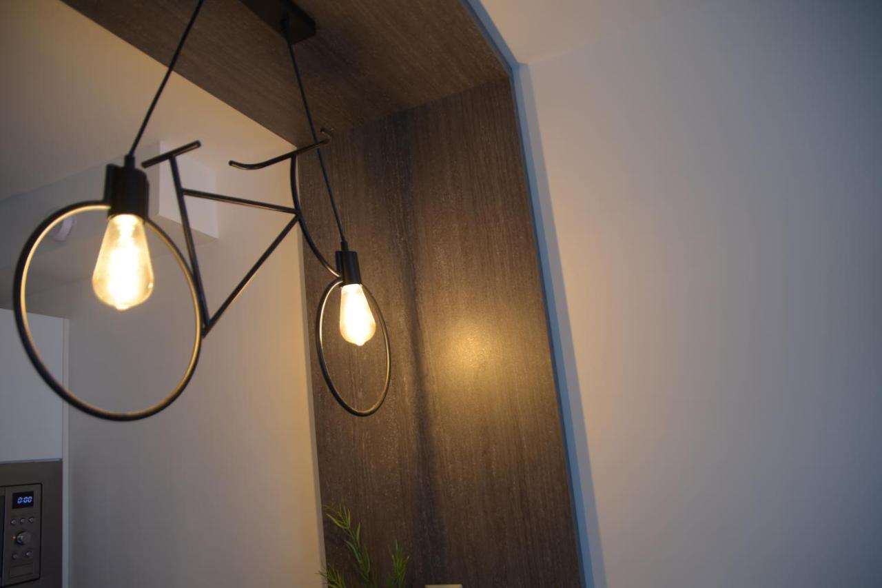 Tisza River Apartman Szeged Eksteriør billede